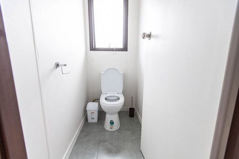 Photo of property in 5 Starforth Place, Henderson, Auckland, 0612