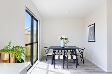 Photo of property in 6/60 Kelman Road, Kelston, Auckland, 0602