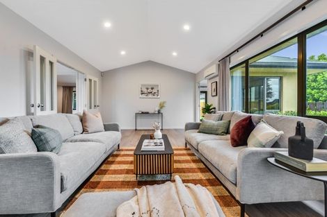 Photo of property in 3 Gibbston Close, Huntington, Hamilton, 3210