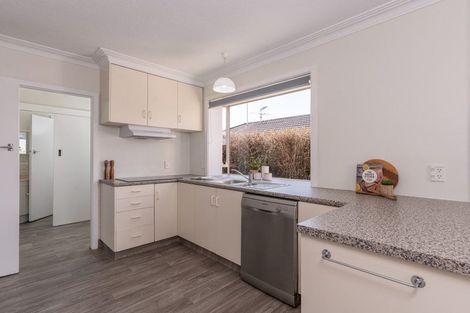 Photo of property in 26 New Brighton Road, Shirley, Christchurch, 8061