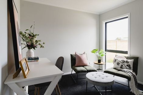 Photo of property in 17 Rotoiti Place, Paraparaumu, 5032