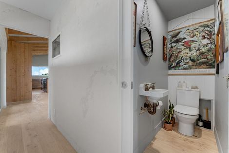 Photo of property in 236 Kiwitahi Road, Helensville, 0875