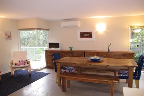 Photo of property in 1/15 Wilding Avenue, Northcote Point, Auckland, 0627