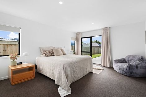 Photo of property in 13 Rodeo Place, Outram, 9019