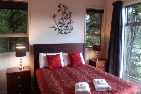 Photo of property in 2 Totara Heights Way, Paihia, 0200