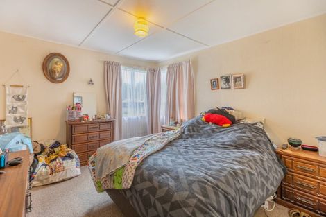 Photo of property in 25 Bibby Street, Waipawa, 4210