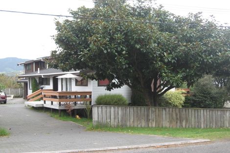 Photo of property in 114 Matatua Road, Raumati Beach, Paraparaumu, 5032