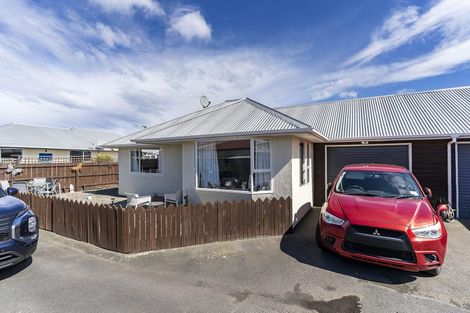 Photo of property in 4/217 Oxford Street, South Dunedin, Dunedin, 9012