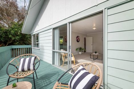 Photo of property in 98 Spinella Drive, Bayview, Auckland, 0629