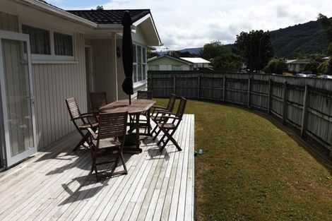 Photo of property in 58 California Drive, Totara Park, Upper Hutt, 5018