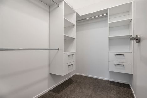 Photo of property in 8b Greenberry Drive, Ranui, Auckland, 0612