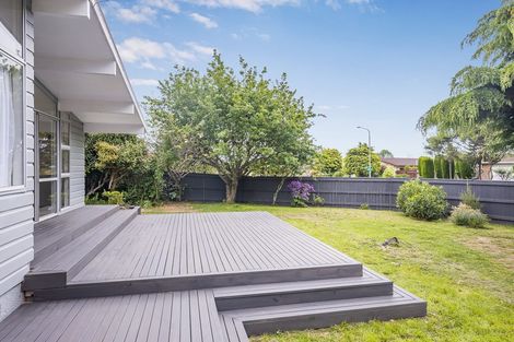 Photo of property in 32 Sylvan Avenue, Waikanae, 5036