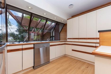 Photo of property in 237 Te Atatu Road, Te Atatu South, Auckland, 0610