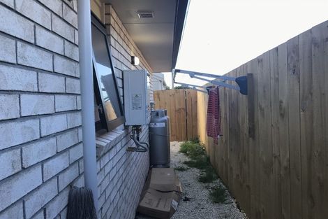 Photo of property in 4a Milton Road, Orewa, 0931