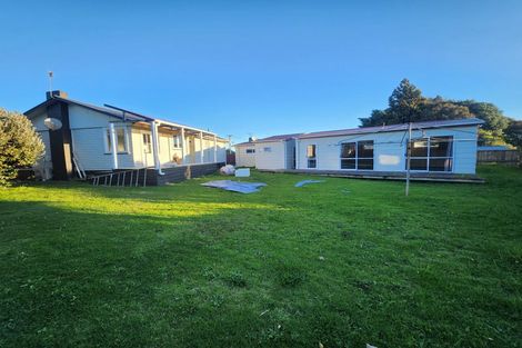 Photo of property in 216 Russell Road, Manurewa, Auckland, 2102