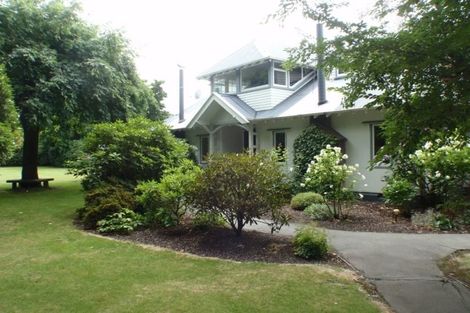 Photo of property in 186 Fendalton Road, Fendalton, Christchurch, 8052
