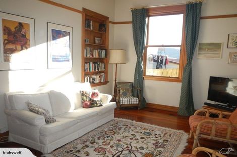 Photo of property in 13 Herald Terrace, Berhampore, Wellington, 6023