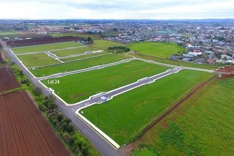 Photo of property in 23 Rowles Road, Pukekohe, 2120