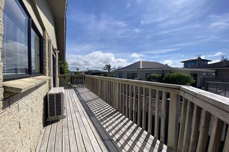 Photo of property in 327a Oceanbeach Road, Mount Maunganui, 3116