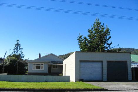 Photo of property in 61 Marlborough Street, Greymouth, 7805