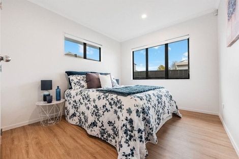 Photo of property in 11 Murillo Place, Henderson, Auckland, 0612