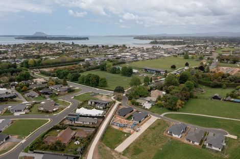 Photo of property in 49d Western Avenue, Omokoroa, 3172