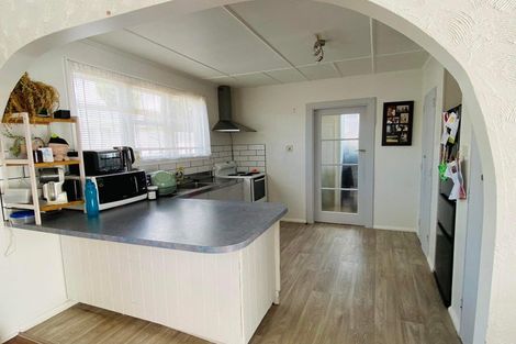 Photo of property in 22 Edward Street, Pahiatua, 4910