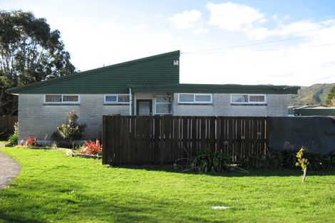 Photo of property in 3 Norfolk Street, Wainuiomata, Lower Hutt, 5014