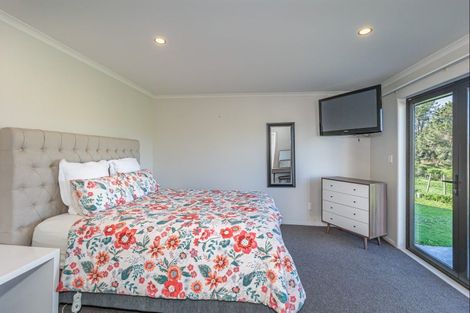 Photo of property in 9 Tullahoma Way, Ohau, Levin, 5570