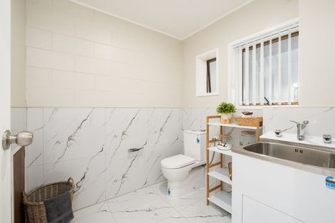 Photo of property in 90a Beaumonts Way, Manurewa, Auckland, 2102