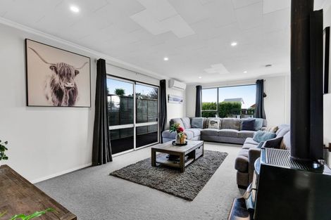 Photo of property in 9 Culzean Grove, Bell Block, New Plymouth, 4312