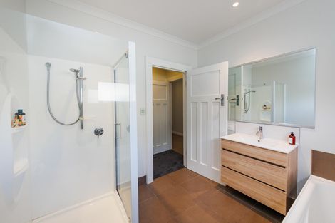 Photo of property in 31 Milverton Avenue, Hokowhitu, Palmerston North, 4410