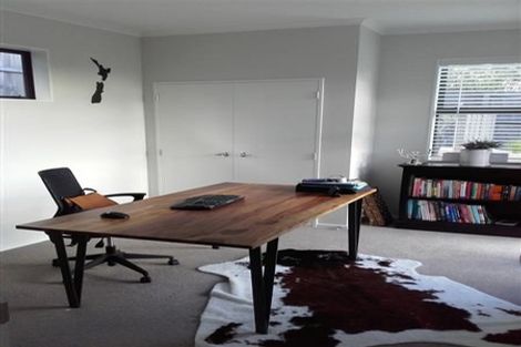 Photo of property in 10 Mauku Lane, Greenhithe, Auckland, 0632