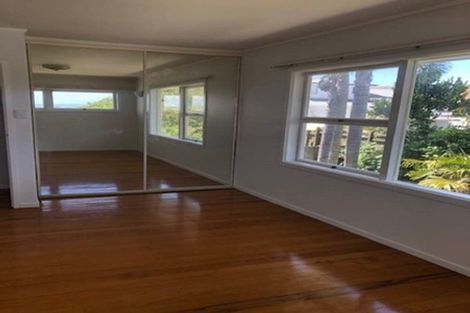Photo of property in 4b Corrella Road, Belmont, Auckland, 0622