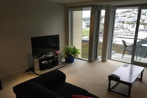 Photo of property in Piermont Apartments, 7i/82 Cable Street, Te Aro, Wellington, 6011