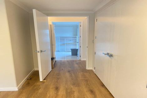 Photo of property in 40 Corricvale Way, Northcross, Auckland, 0630