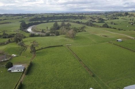 Photo of property in 21 Spargo Road, Huirangi, New Plymouth, 4373