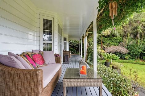 Photo of property in 199 Chelsea View Drive, Chatswood, Auckland, 0626
