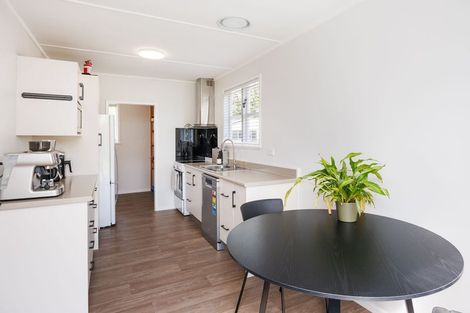 Photo of property in 32 Poole Street, Feilding, 4702