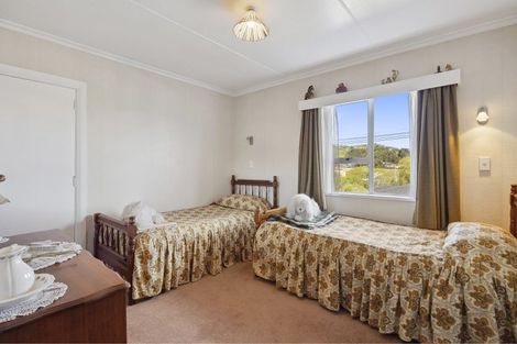 Photo of property in 13 Waldron Crescent, Green Island, Dunedin, 9018