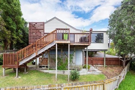Photo of property in 6 Rautawhiri Road, Helensville, 0800