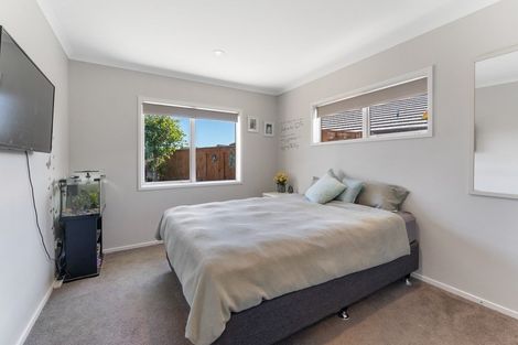 Photo of property in 71 Waterstone Avenue, Paraparaumu, 5032