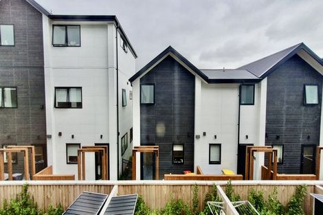 Photo of property in 7/22 Yeovil Road, Te Atatu Peninsula, Auckland, 0610