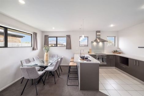 Photo of property in 12 Somerville Crescent, Aidanfield, Christchurch, 8025