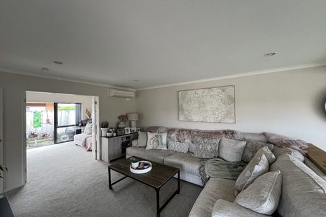 Photo of property in Rangeview Villas, 4/9 Fuller Close, Levin, 5510