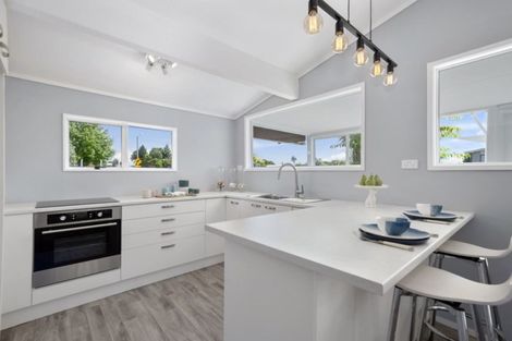 Photo of property in 62 Richmond Avenue, Richmond Heights, Taupo, 3330