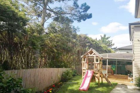 Photo of property in 76 Kyle Road, Greenhithe, Auckland, 0632