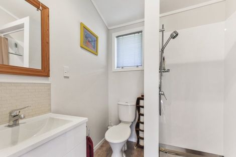 Photo of property in 20 Renata Road, Okiwi Bay, 7193