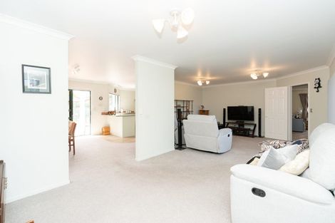 Photo of property in 30 Caversham Drive, Rototuna, Hamilton, 3210