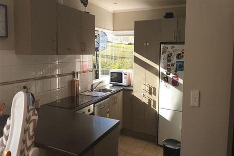 Photo of property in 3 Bernina Place, Weymouth, Auckland, 2103